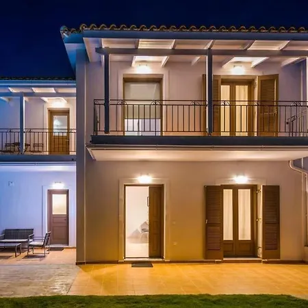 Sleeps 9 Pool Air Con Wifi * Kalpaki (Zakynthos)
